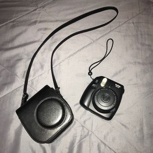 Instax Mini 8 Black with case
